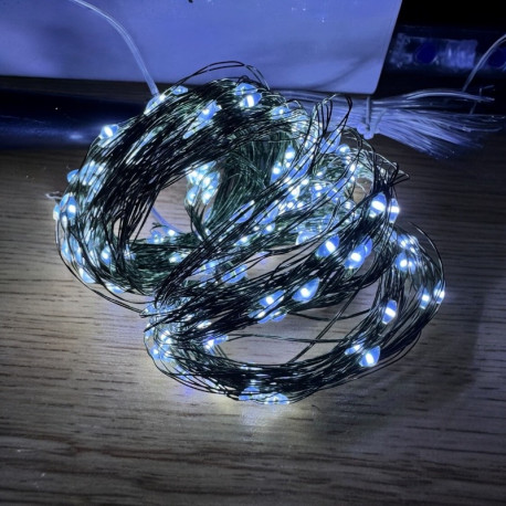 Гірлянда Роса “Кінський хвіст” 300LED 3м, 10 ниток, зелений дріт, від USB, колір білий